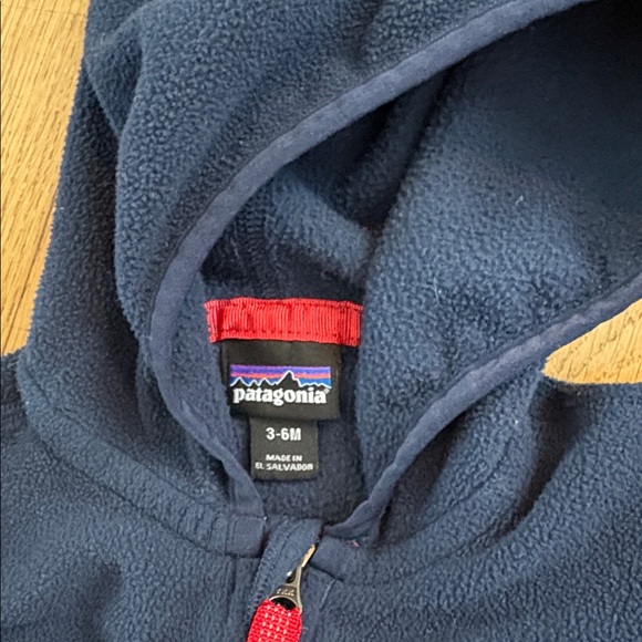 Baby Patagonia Fleece - Picture 2 of 3